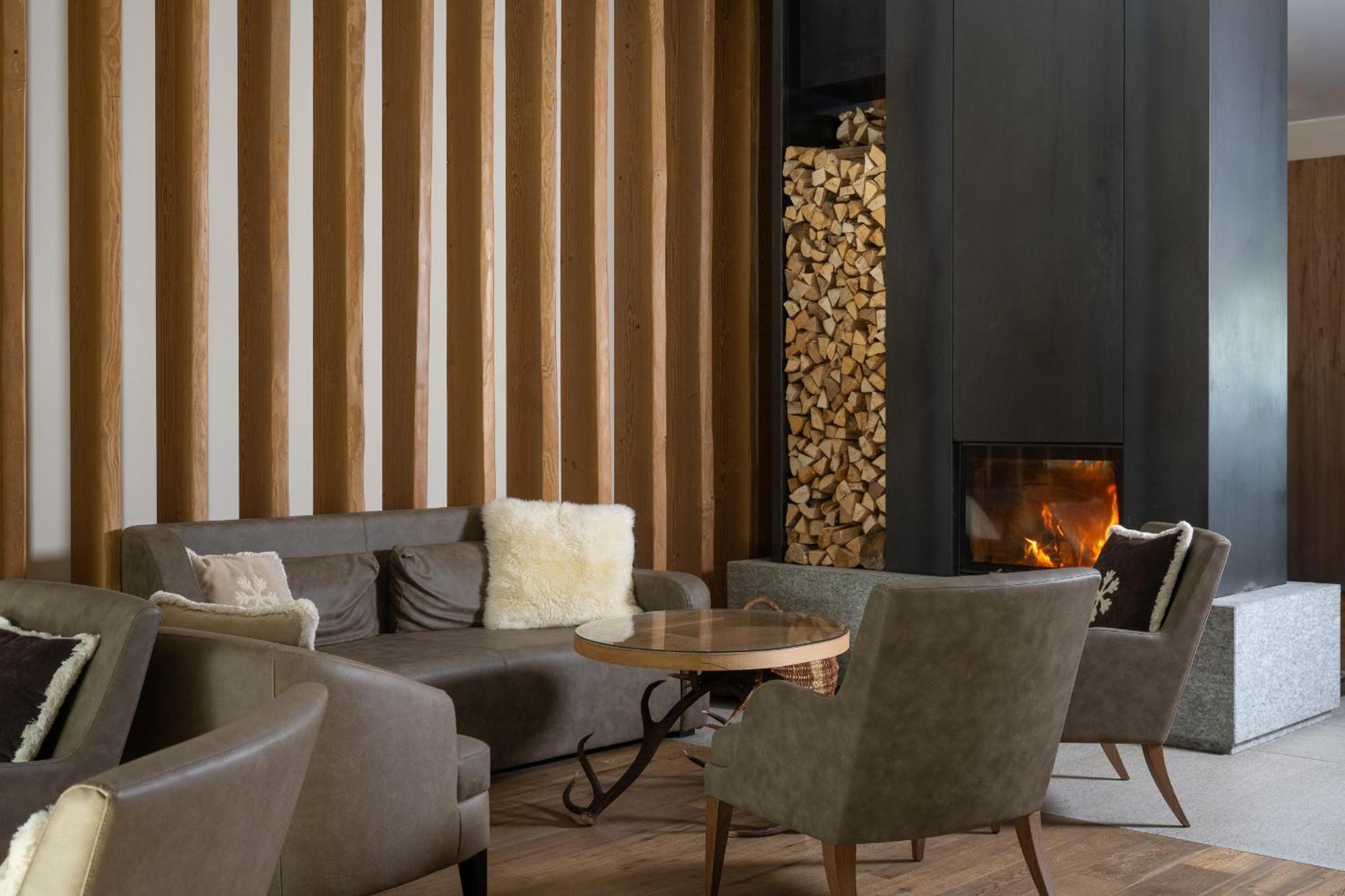 Grand Hotel Courmayeur Mont Blanc, By R Collection Hotels Exterior foto