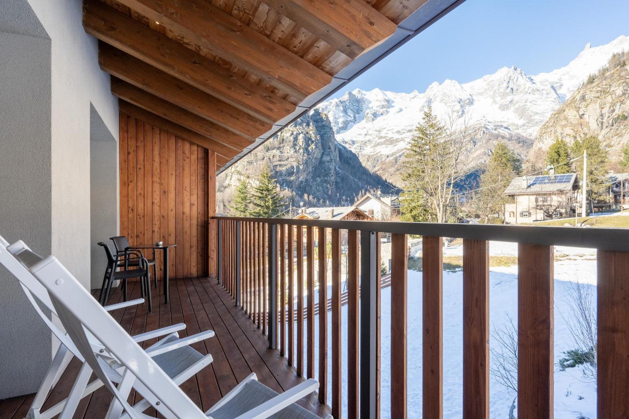 Grand Hotel Courmayeur Mont Blanc, By R Collection Hotels Exterior foto